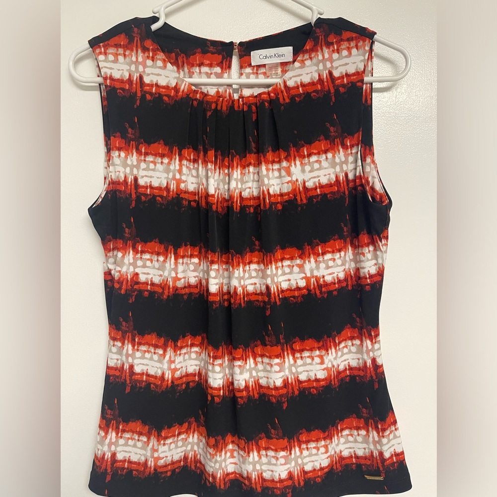Black cap sleeve tank orange/red/white/beige stripes